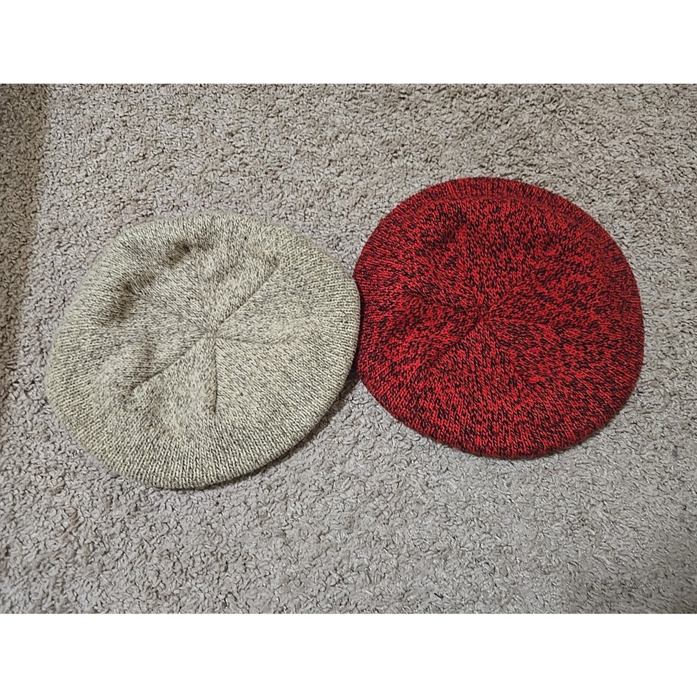 Lot of 2 Vtg Eddie Bauer Beige Red Wool Blend‎ Knitted Flat Cabbie Newsboy Hats